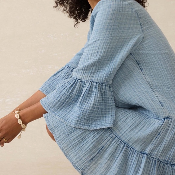 NEW Faherty Dream Organic Cotton Gauze Kasey Dress in Light Indigo Wash - Picture 4 of 8